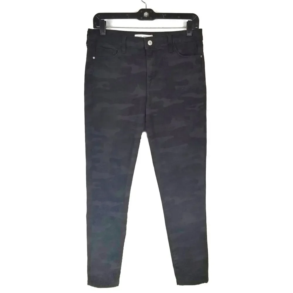 Social Standard by Sanctuary Women's Gray Black Camo Ankle Skinny Jeans Size 6